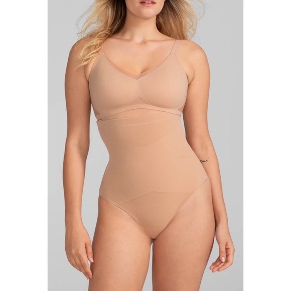 Honeylove Other - NWT Honeylove Superpower Thong Shapewear 1X SAND NUDE Beige Tummy Tuck